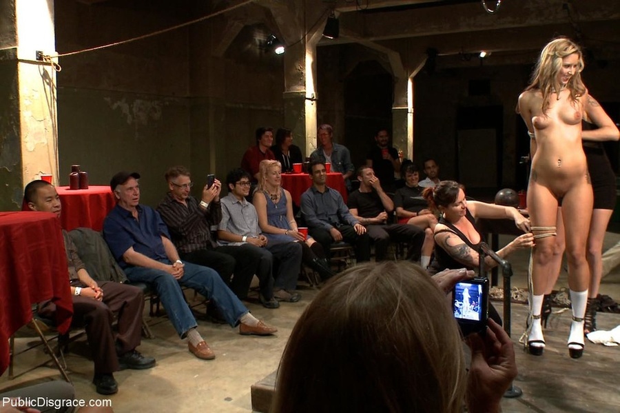 Stunning submissive does what is asked of h - XXX Dessert - Picture 3