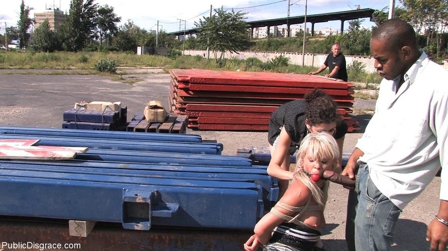 During public fucking, a spritely blonde en - XXX Dessert - Picture 12