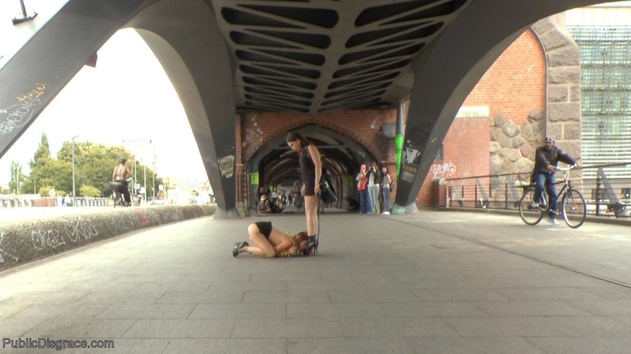 Public nudity and performing sex acts in a  - XXX Dessert - Picture 8