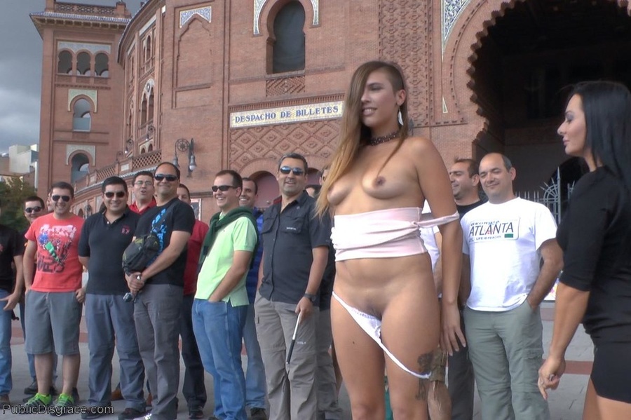 Alluring gal exposes her tits in public bef - XXX Dessert - Picture 8