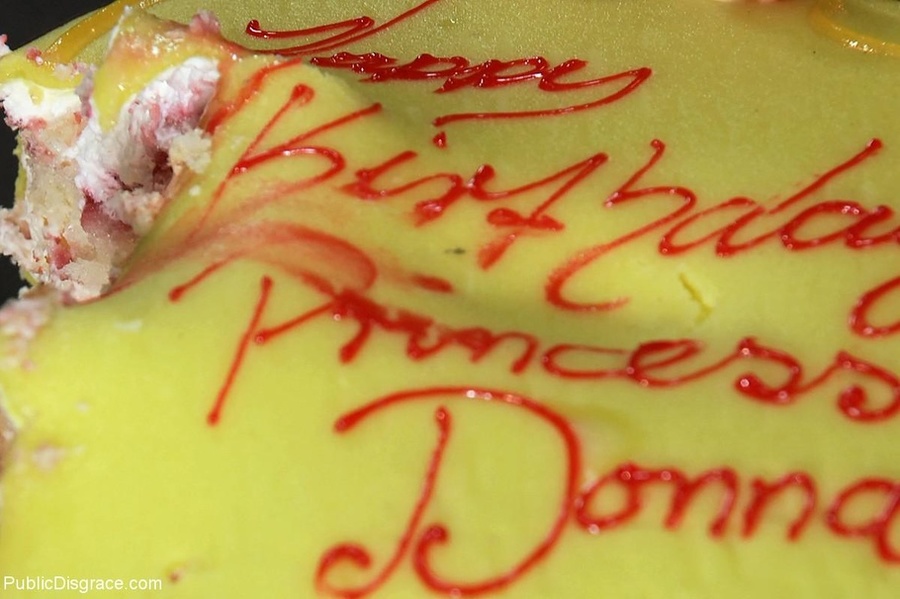 At a birthday party fit for a princess, thr - XXX Dessert - Picture 16