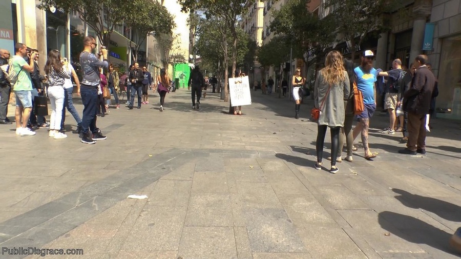 Curvy MILF walks around in nothing but red  - XXX Dessert - Picture 7