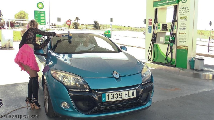 Babe in a sexy black and pink ensemble must - XXX Dessert - Picture 9