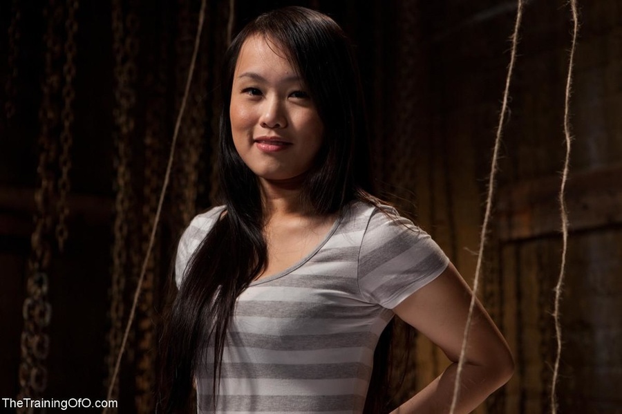 Agreeable Asian darling delights in sexy an - XXX Dessert - Picture 1