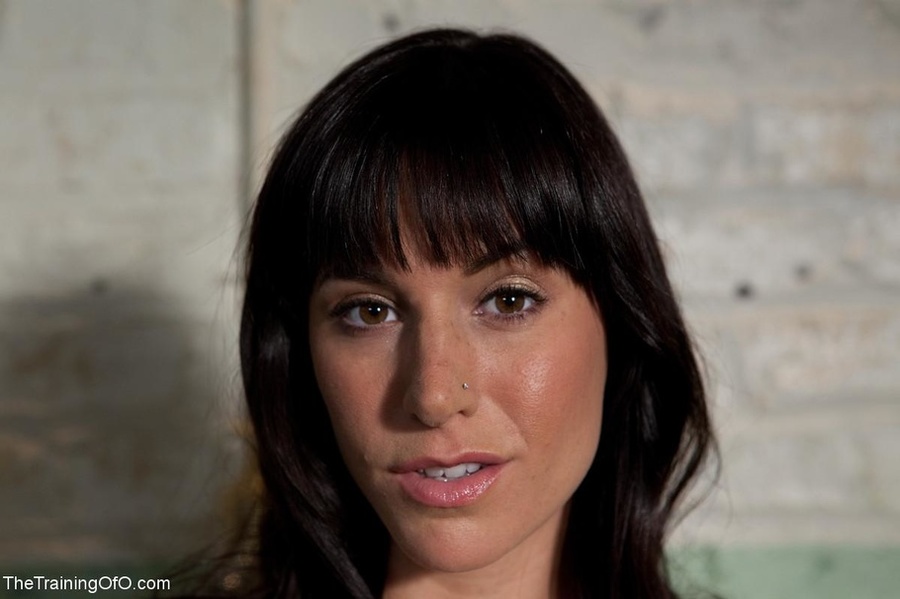 Servant with a flawless body does not flinc - XXX Dessert - Picture 1