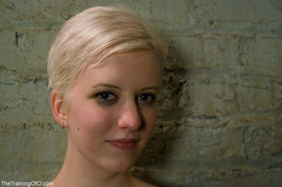 Good girl services two shafts as she strive - XXX Dessert - Picture 18