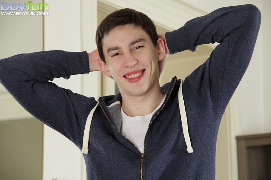 Flirty, handsome coed fingers his ass and jerks off into his shoe - XXXonXXX - Pic 1