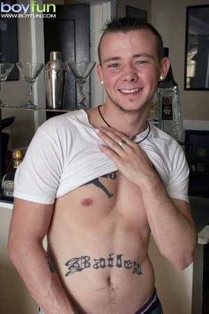 Tattooed frat boy with bubble butt strokes his small beautiful dick - Picture 7