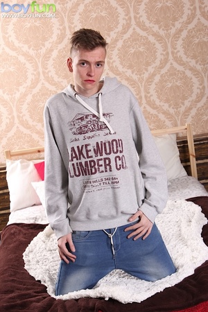 This lad wears an oversized grey hoodie and shows off small dick - XXXonXXX - Pic 1