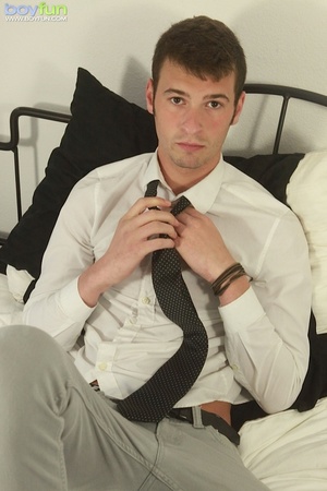 This kinky guy looks so pervert wearing a tie and cums on it - Picture 2