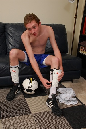 He found soccer so tiring but gets enough energy to grab his cock - Picture 6