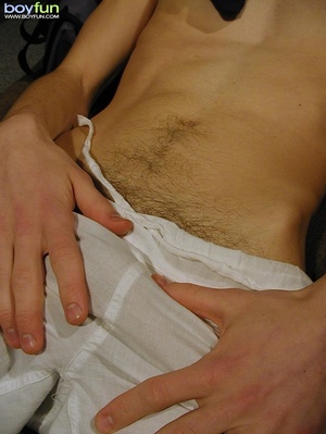 This college dude enjoys beating off his prick after having some Geography - Picture 7