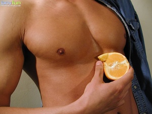 He sacrificed the orange juice for a good masturbation session - Picture 5