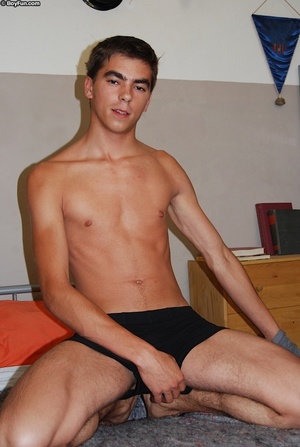 Hot dude wears tight jeans and flashes his genitals right at you - Picture 6