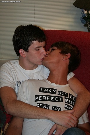 Couple of homosexuals need to kiss hot first and then ravish their assholes - XXXonXXX - Pic 4