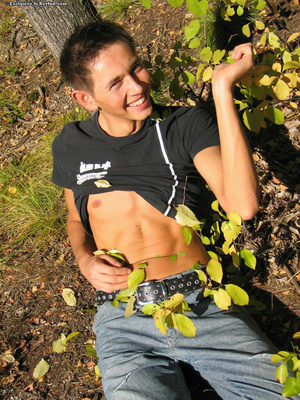 Teen gay boy teases in the woods and jerks off his cock - Picture 8