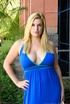 big curvy gal plays