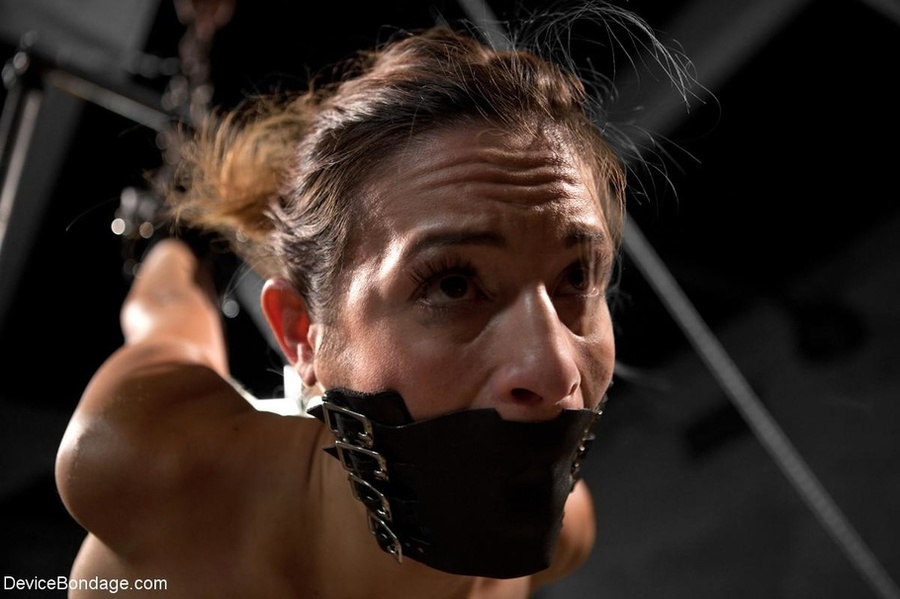 This slave must have done something rather  - XXX Dessert - Picture 13