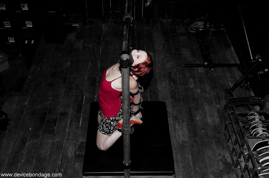 This live one looks like a young suburban mom, but she is in possession of some outlandish sexual wants. - XXXonXXX - Pic 3