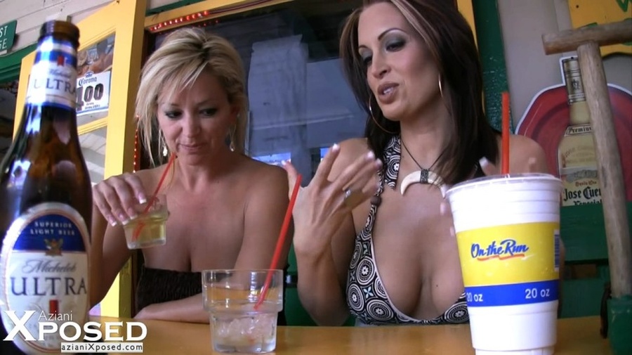American boobs flash - XXX Dessert - Picture 6