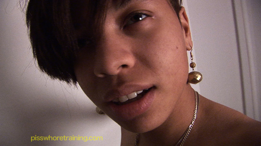 Short haired ebony gal has small yummy tits, big round ass and delicious pee - XXXonXXX - Pic 13