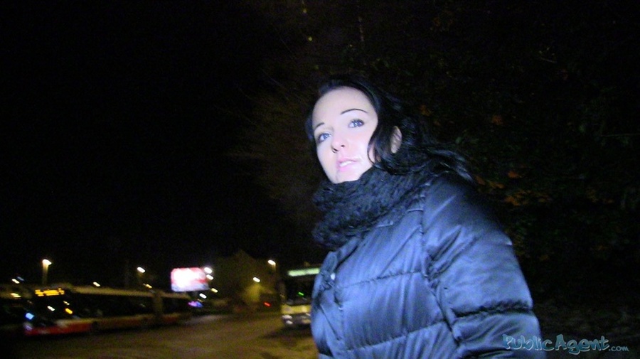 Slim dark babe in black coat and pants blow - XXX Dessert - Picture 1