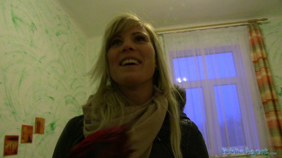 Hot small tits blonde takes a shower then g - XXX Dessert - Picture 4