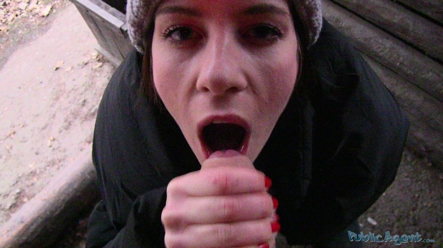Brunette in black jacket and grey head warm - XXX Dessert - Picture 16