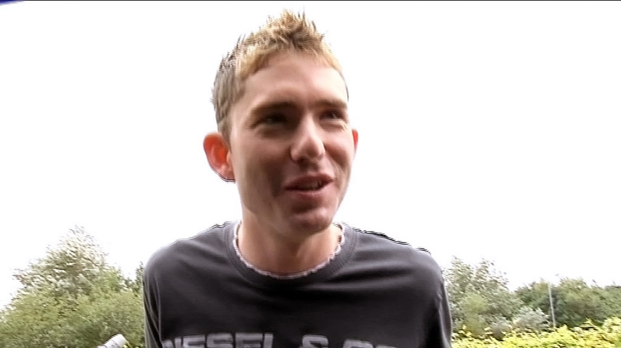 Two guys ravage dude in gym fucking his ass - XXX Dessert - Picture 3