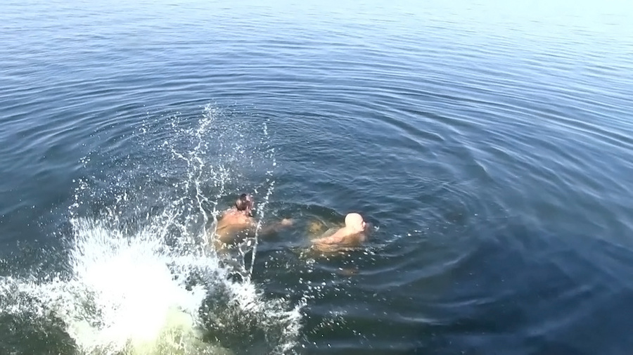 Four randy men in yacht suck and stroke dic - XXX Dessert - Picture 10