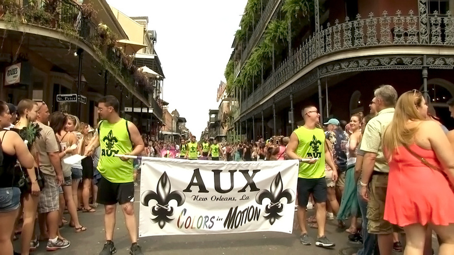 Matured man and tattooed dude on bed kiss,  - XXX Dessert - Picture 19