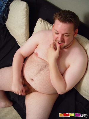 Chubby white guy takes off his clothes a - Picture 8