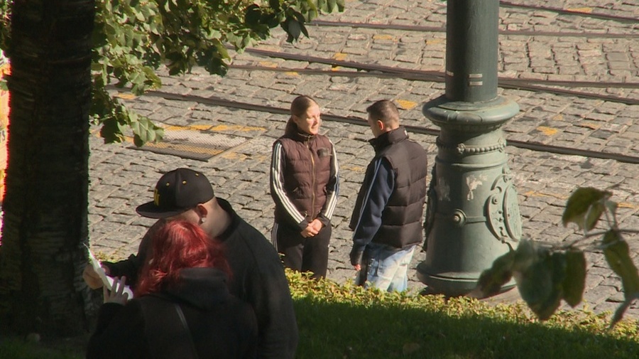 Teen babe with plump cunt gets seduced and  - XXX Dessert - Picture 1