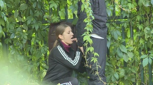 Teen babe with plump cunt gets seduced and fucked in bushes - Picture 5