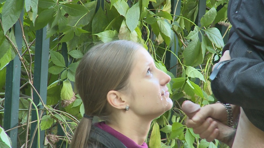 Teen babe with plump cunt gets seduced and  - XXX Dessert - Picture 11