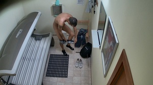 Skinny strong twink is jerking off big dick  in solarium - Picture 2