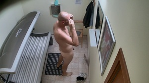 Young bald twink with big dick undressing at solarium - XXXonXXX - Pic 9