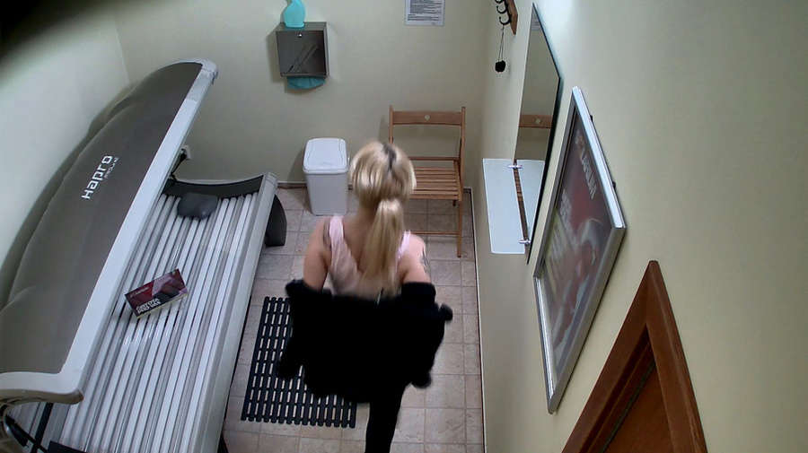 Elegant slender blonde with massive saggy boobs - XXXonXXX - Pic 1