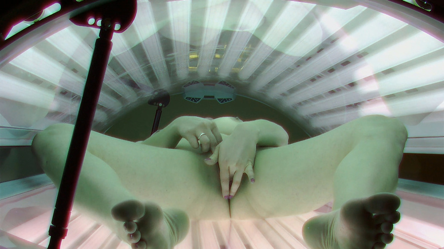 Redhead babe in green pants and huge green scarf - XXXonXXX - Pic 9