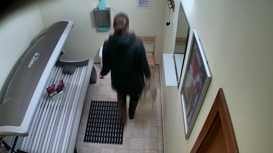 Tall female with big ass and small tits undressed black lingerie - XXXonXXX - Pic 1