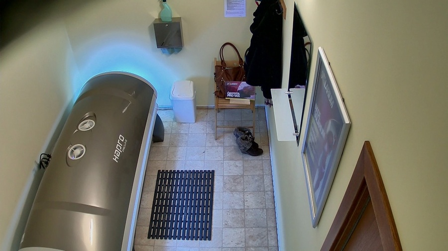 Chubby woman with big ass undressed her tight black pants - XXXonXXX - Pic 4