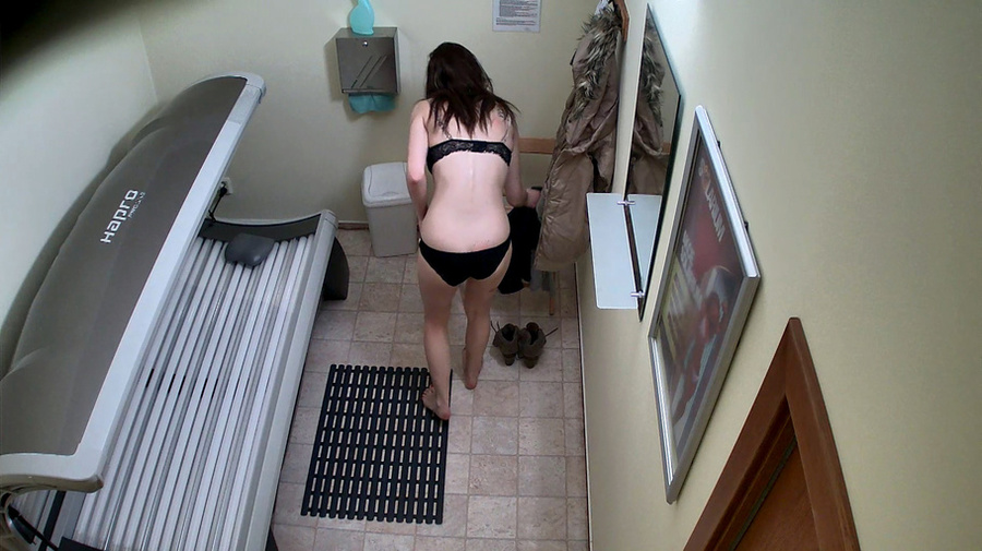 Brunette with big natural boobs and hot black lingerie - XXXonXXX - Pic 7