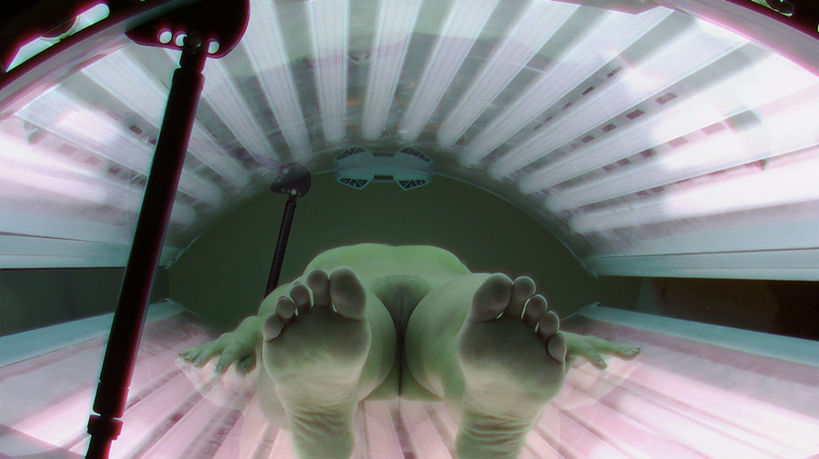 Tanned female with brown hair undressed fur coat - XXXonXXX - Pic 4