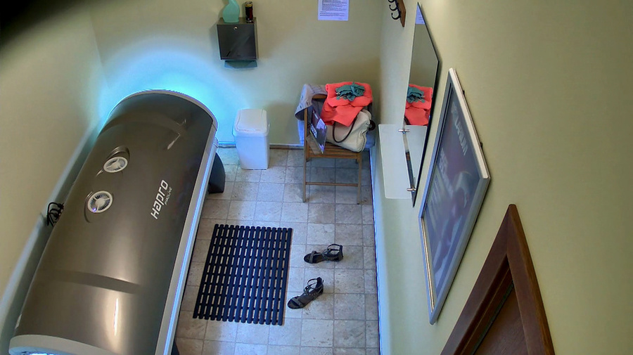 Skinny glamorous blonde in very short pink dress - XXXonXXX - Pic 5