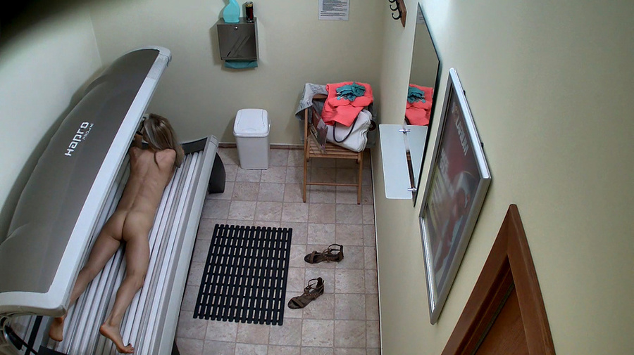 Skinny glamorous blonde in very short pink dress - XXXonXXX - Pic 7