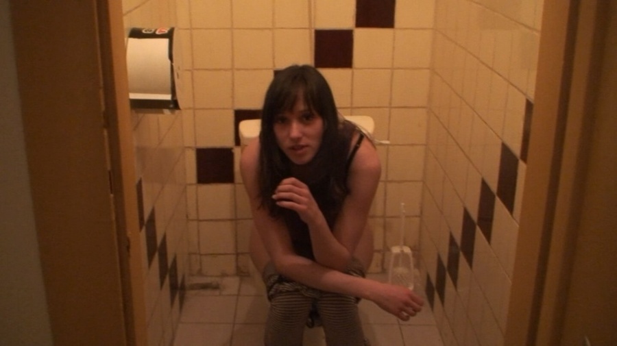 Sexy amateur brunette is swallowing a juicy - XXX Dessert - Picture 7