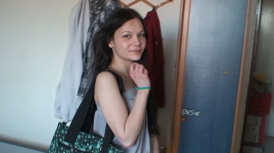 Passionate young brunette is swallowing a c - XXX Dessert - Picture 8