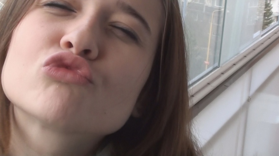 Amateur European teen smiles and sucks a ha - XXX Dessert - Picture 12