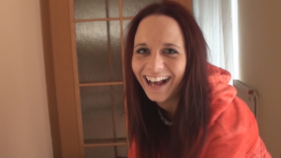 Smiling redhead is getting into an awesome  - XXX Dessert - Picture 1