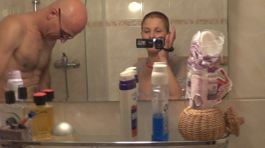Old man fucks a young girl with a hardcore  - XXX Dessert - Picture 2
